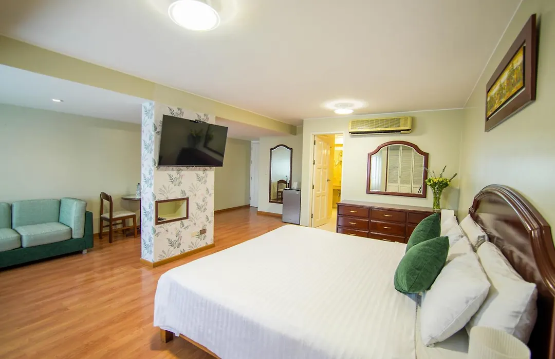 Hotel Britania San Borja-1