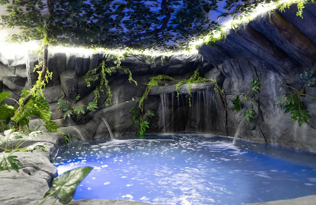 Futurotel Space Spa Madrid Center-1