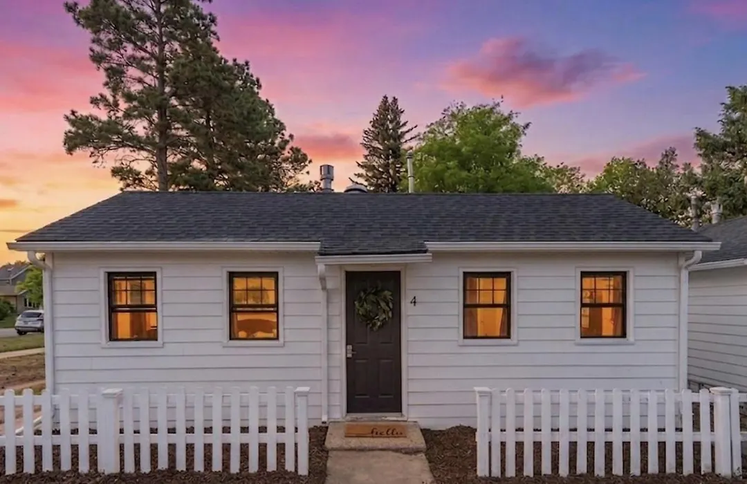 Spearfish Cottages-1