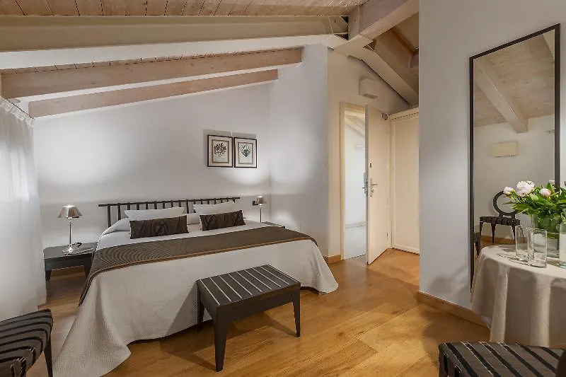 Boutique Room-1
