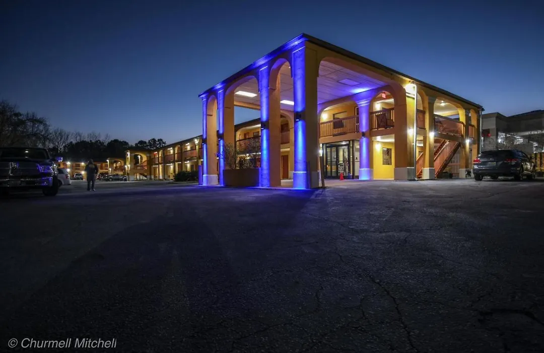 Days Inn By Wyndham Opelika-1
