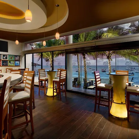 The Reef Coco Beach Resort & Spa-3
