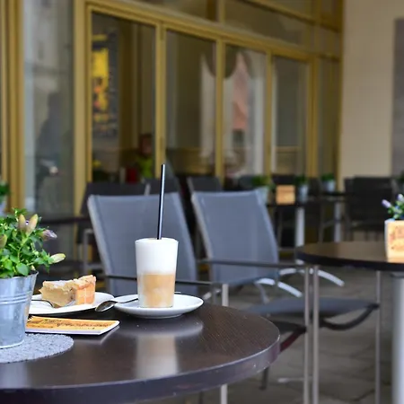 Hotel Torbräu-2