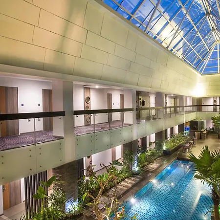 Holiday Inn Bandung Pasteur By Ihg-3