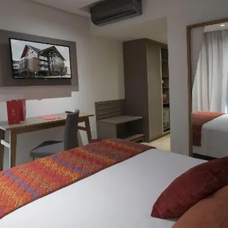 Hotel Laghetto Stilo Centro-2