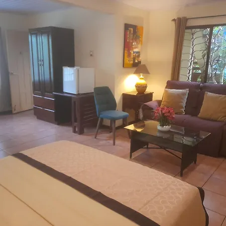 Coyaba Tropical Elegant Adult Guesthouse-2