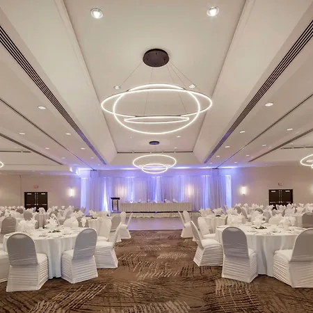 Hilton Vancouver Metrotown-3