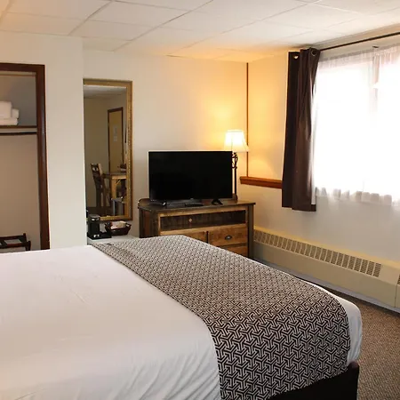 Bayside Resort, Lake George Ny-3