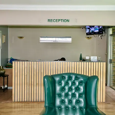 Fm Guest Lodge Comfort, Tranquility & Peace Of Mind-2