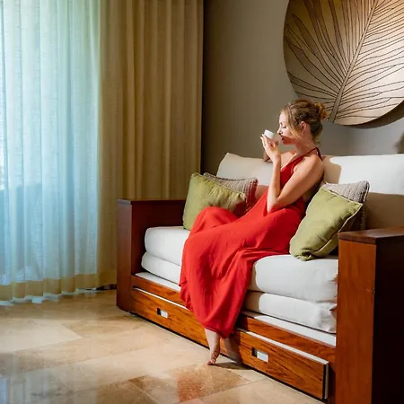 The Reef 28 Hotel & Spa (Adults Only)-3