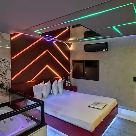 Prestige Motel 5-3