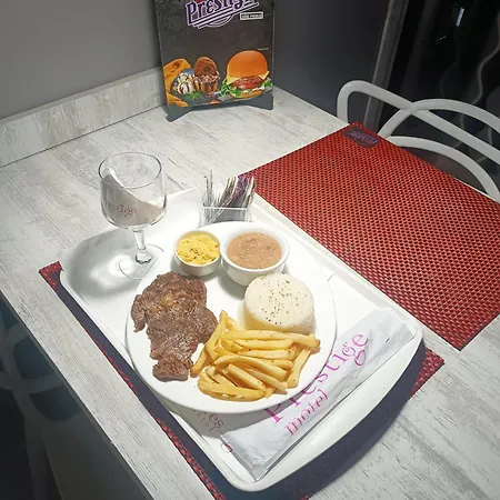 Prestige Motel 5-2
