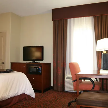 Hampton Inn Tomah-2