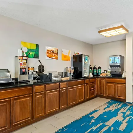 Quality Inn Sidney I-80-2