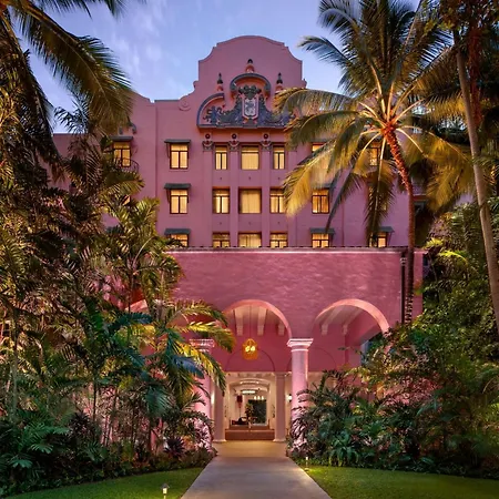 The Royal Hawaiian, A Luxury Collection Resort, Waikiki-3