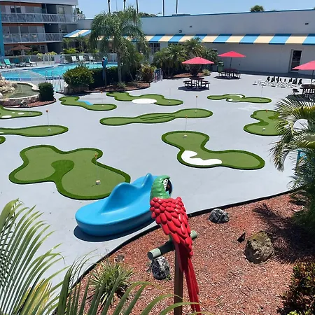 Ramada By Wyndham Flamingo Water Park-3