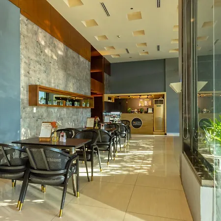 The B Hotel Alabang-2