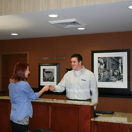 Hampton Inn Tomah-3