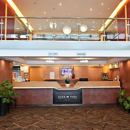 Hotel Eger&Park-2