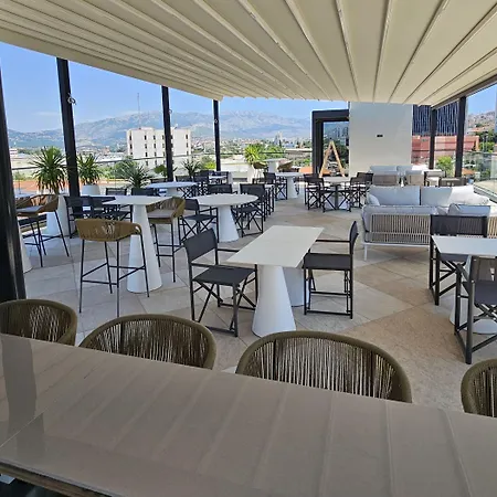 Cora Hotel-3
