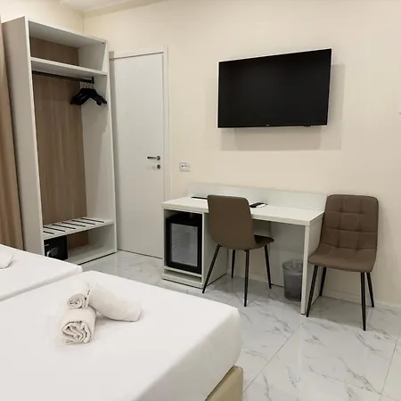Hotel Margot-3