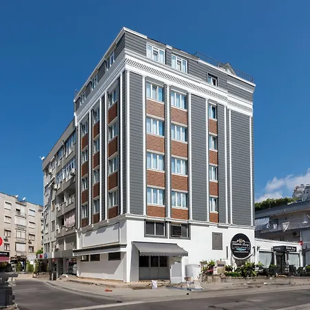 Diamond Luxury Hotel-3