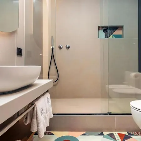 Zoe Luxury Suites-3