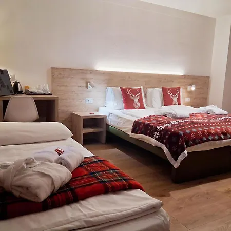Hotel Kronplatzer Hof-3
