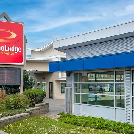 Econo Lodge Inn & Suites-2