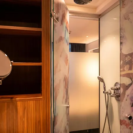 Nyx Hotel Amsterdam Rembrandt Square-3