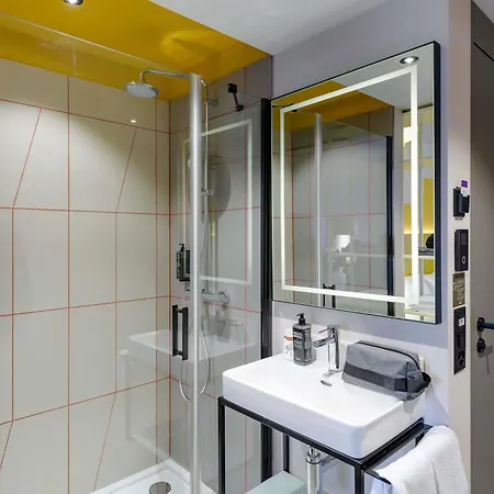 Ibis Styles Zurich City Center-2