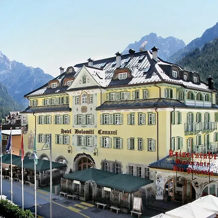 Hotel Dolomiti Schloss-2