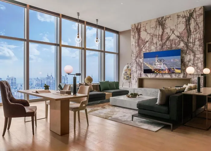 Grand Bay Hotel Chengdu