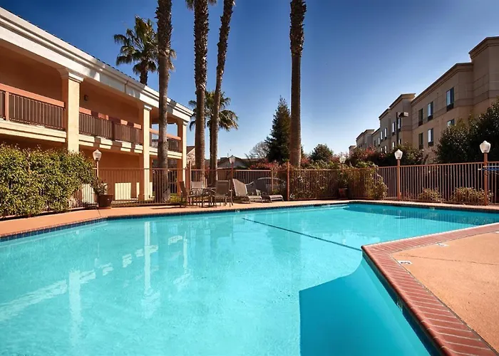 Best Western Palm Court Inn