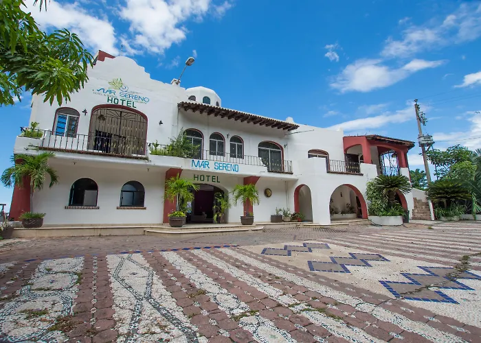 Mar Sereno Hotel & Suites