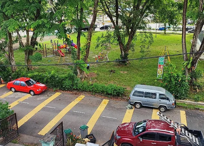 Homestay Wee Inn Jb Indoor Pool
