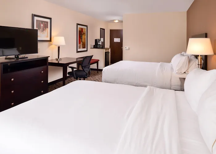 Holiday Inn Express & Suites Washington - Meadow Lands By Ihg