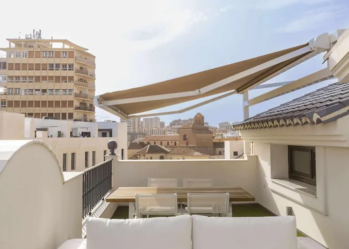 The Clock House - Luxury Urban Suites
