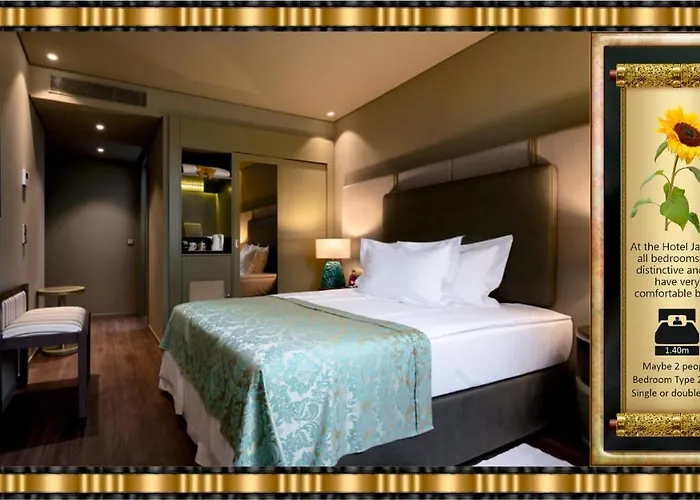 Hotel Jaguar Oporto - Is Near The Metro Has Free Parking And A Free Shuttle Service Between The Airport And The Hotel From 7Am To 8Pm