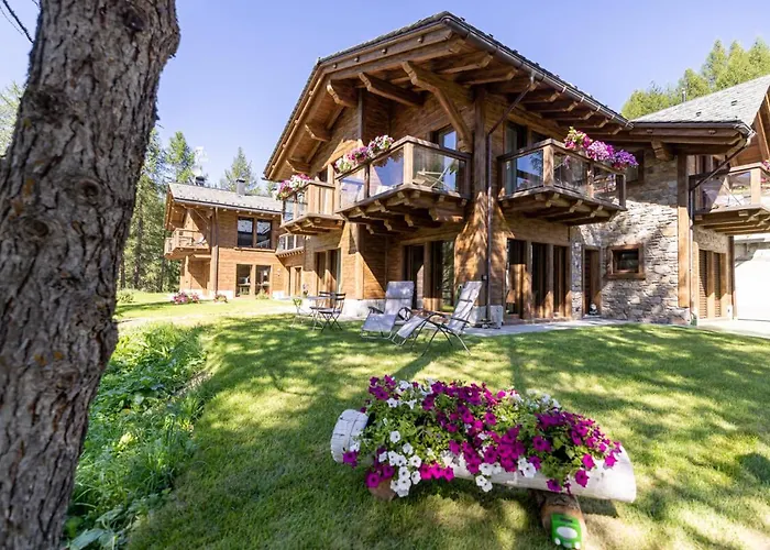 Chalet Imbosc'ché - 5 beautiful rooms in charming B&B