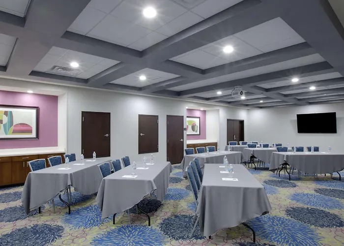 Hampton Inn & Suites Tyler-South