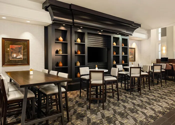Sheraton Overland Park Hotel At The Convention Center