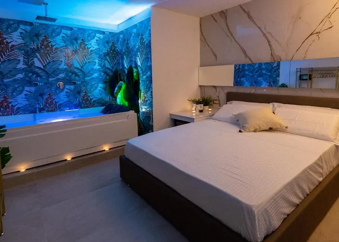 MAZZINI LUXURY JACUZZY SUITE Catania