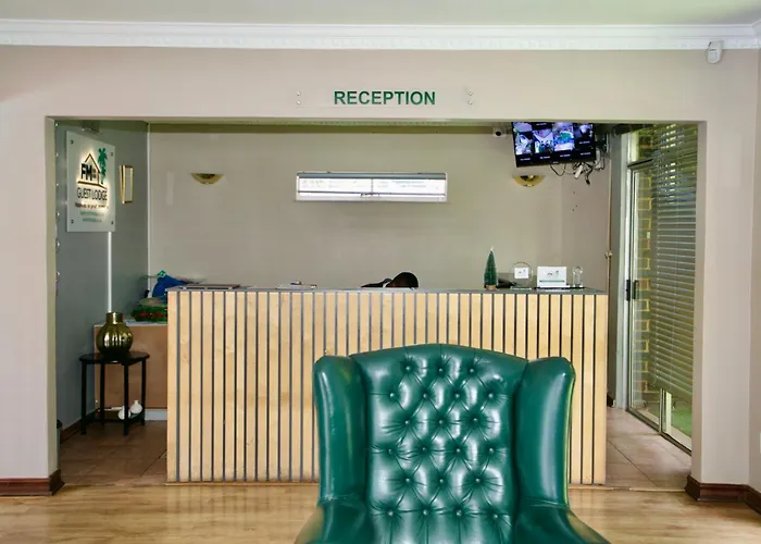 Fm Guest Lodge Comfort, Tranquility & Peace Of Mind
