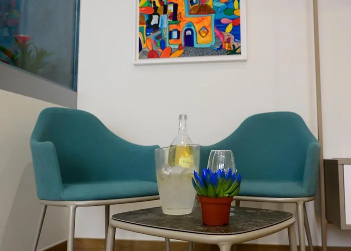 B&B Maqueda - Room & Suite
