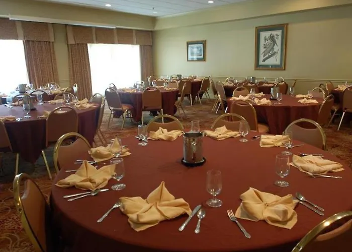 Richmond Inn & Suites