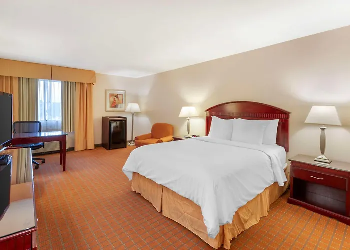 Best Western Plus West Covina Inn