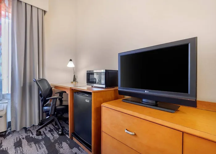 Fairfield Inn & Suites By Marriott Rockford