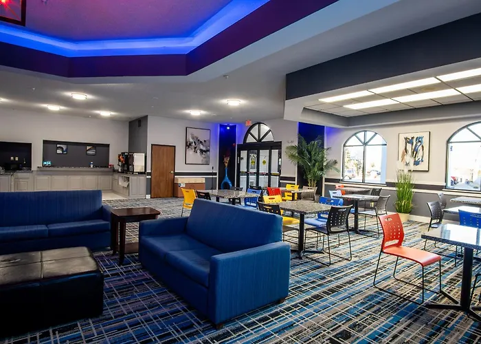 Coratel Inn And Suites By Jasper Eagan St Paul Airport & Mall Of America