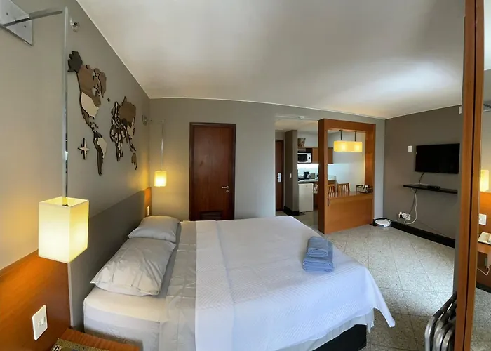 Flat Particular no Hotel Comfort Suítes com garagem